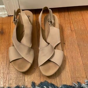 Clarks Collection Cushion Soft wedge sandals, womens size 8 US sizing